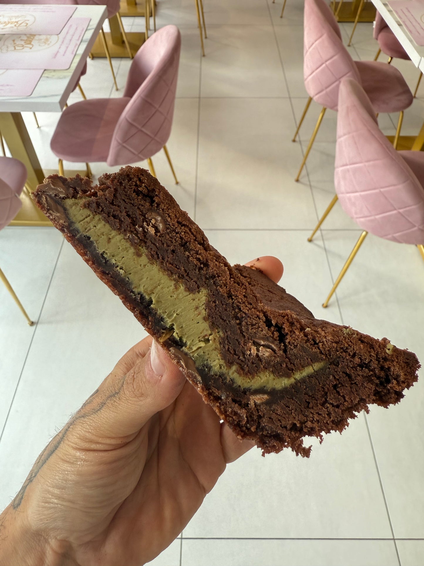 Torta crumble cookie Dubai